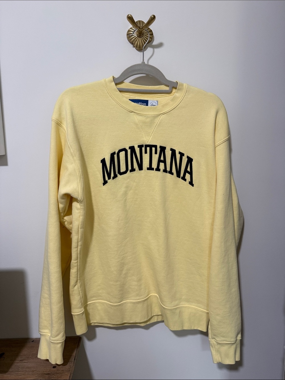 Montana Women's Crewneck Sweatshirt - Pale Yellow